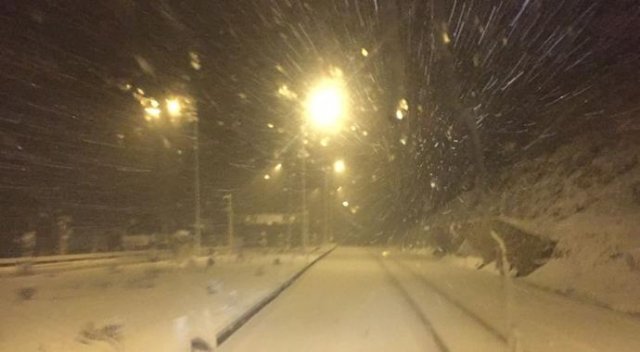 Malatya'da kar yağışı başladı Malatya'da kar yağışı başladı