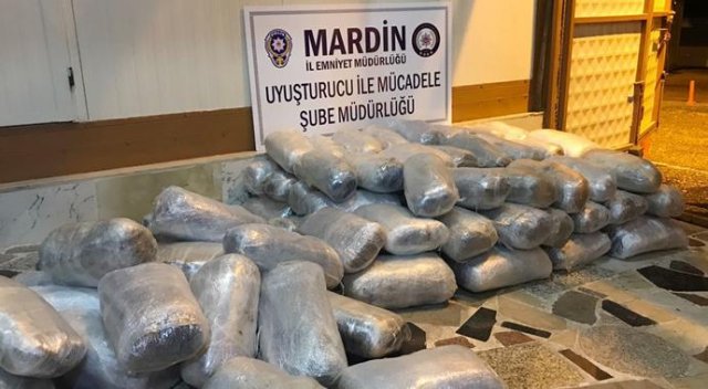 Mardin’de 228 kilo uyuşturucu ele geçirildi Mardin’de 228 kilo uyuşturucu ele geçirildi