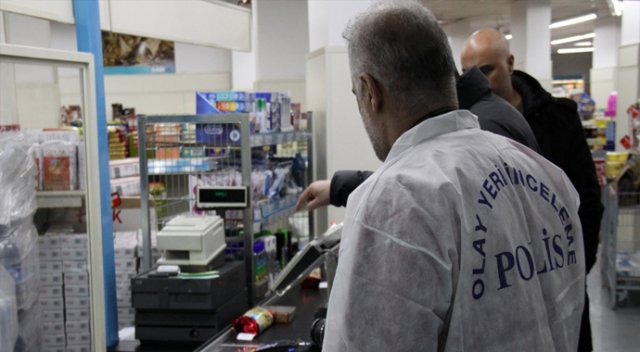 Oyuncak silahla market soygunu Oyuncak silahla market soygunu