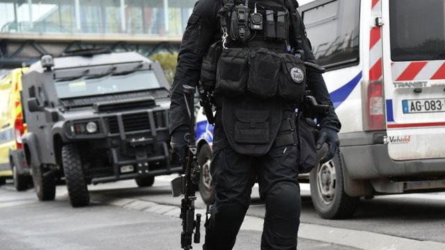 Paris’te terör alarmı Paris’te terör alarmı