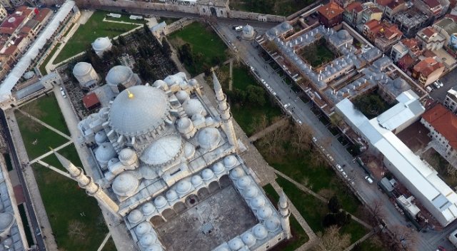 Restore edilen Süleymaniye Medreseleri havadan görüntüleri Restore edilen Süleymaniye Medreseleri havadan görüntüleri