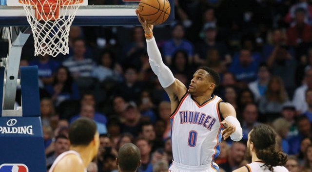 Russell Westbrook 55 yıllık rekoru egale etti