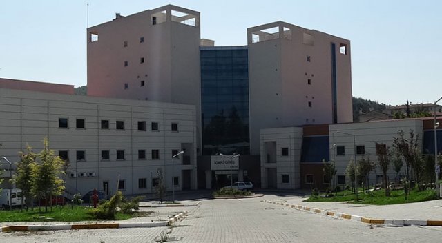 Sağlık çalışanlarına yurt dışına çıkış uyarısı Sağlık çalışanlarına yurt dışına çıkış uyarısı