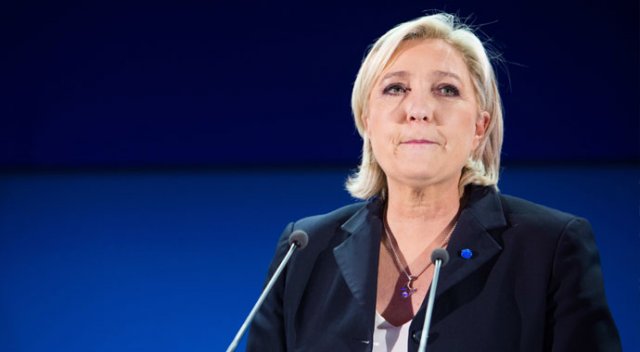 Son dakika: Le Pen'den flaş istifa kararı! Son dakika: Le Pen'den flaş istifa kararı!