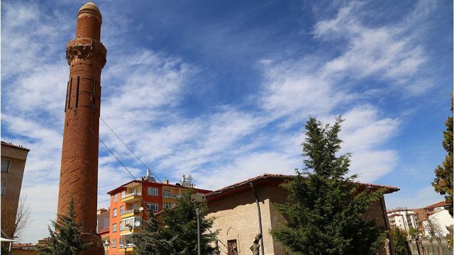 Tarihi Eğri Minare restore edilecek Tarihi Eğri Minare restore edilecek