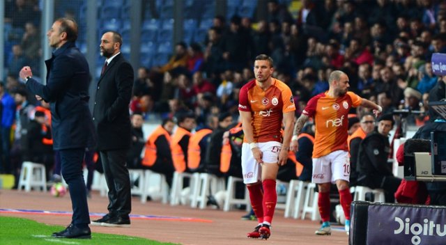 Tudor’un Galatasaray’ı deplasmanda kaybediyor Tudor’un Galatasaray’ı deplasmanda kaybediyor