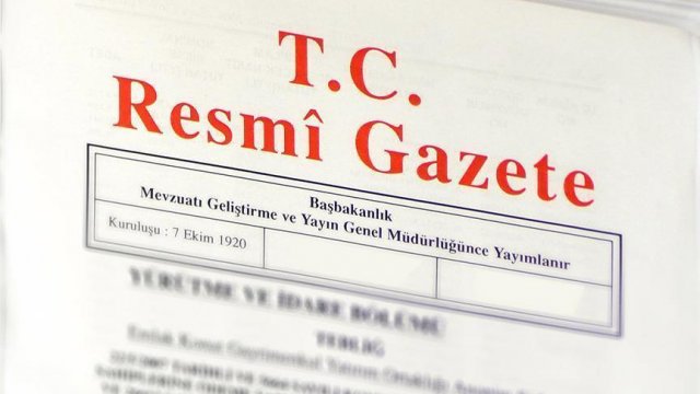 Yeni KHK ile 3 bin 939 kişi kamudan ihraç edildi Yeni KHK ile 3 bin 939 kişi kamudan ihraç edildi
