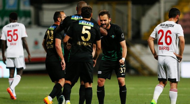 Akhisar gol oldu yağdı! Gaziantep dağıldı