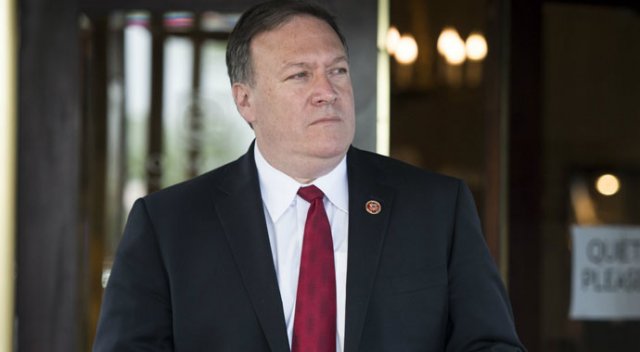 CIA Başkanı'ndan Kore sınır hattındaki adaya ziyaret CIA Başkanı'ndan Kore sınır hattındaki adaya ziyaret