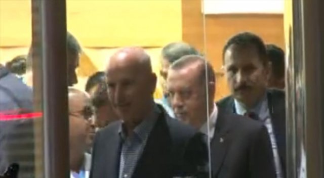 Cumhurbaşkanı Erdoğan’dan hasta ziyareti Cumhurbaşkanı Erdoğan’dan hasta ziyareti
