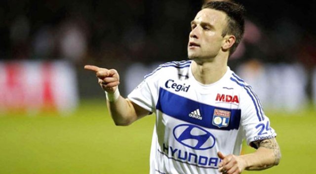 Fransız basını: Fenerbahçe, Valbuena ile prensipte anlaştı Fransız basını: Fenerbahçe, Valbuena ile prensipte anlaştı