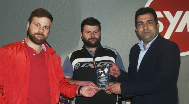Kazasız Kul Olmaz&#039;dan Artı Grup&#039;a anlamlı ödül