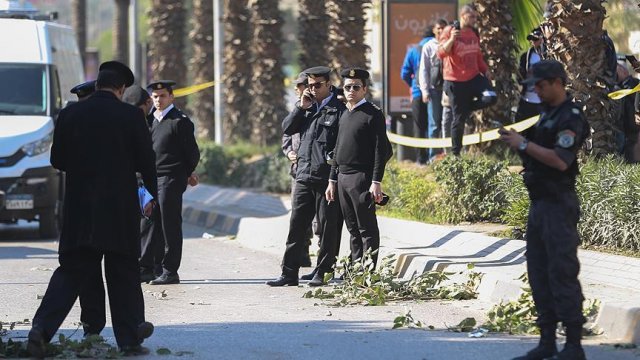 Mısır’da otobüse silahlı saldırı: 23 ölü Mısır’da otobüse silahlı saldırı: 23 ölü