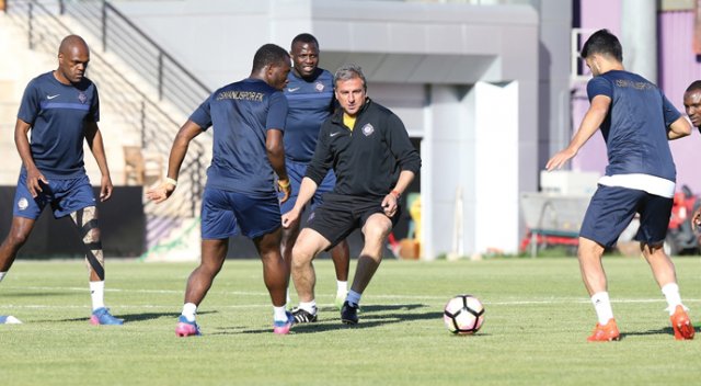 Osmanlıspor, Rizespor'u bekliyor Osmanlıspor, Rizespor'u bekliyor