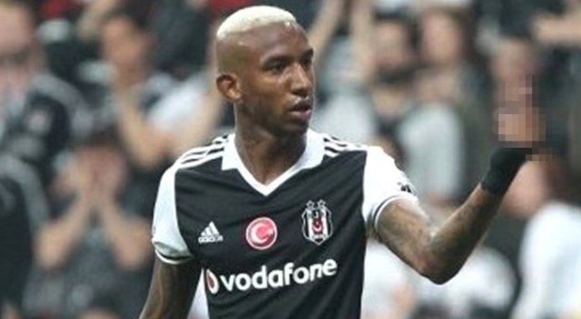 Talisca, Volkan'a orta parmak gösterdi Talisca, Volkan'a orta parmak gösterdi