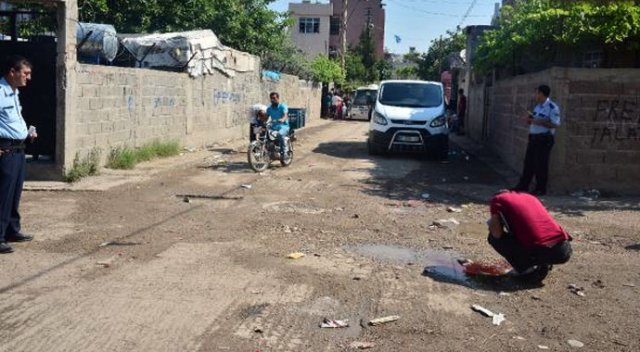'Uyuşturucu satma' diyen babasını vurdu 'Uyuşturucu satma' diyen babasını vurdu