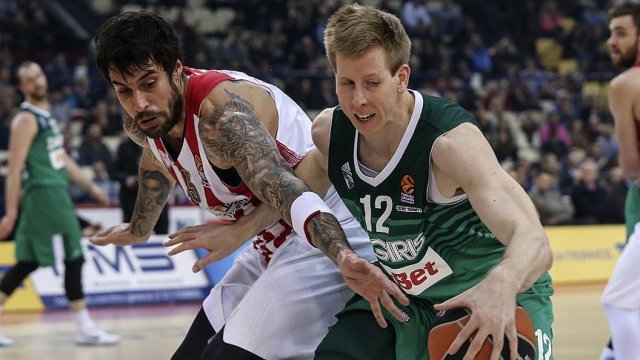Anadolu Efes Brock Motum'u transfer etti Anadolu Efes Brock Motum'u transfer etti