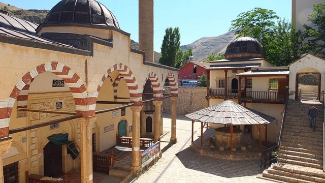Elâzığ'da 223 yıllık cami restore edilecek Elâzığ'da 223 yıllık cami restore edilecek
