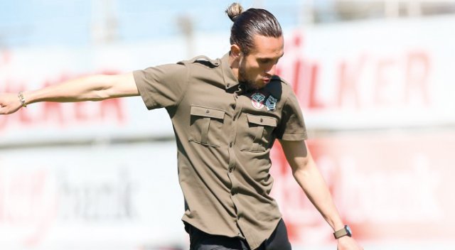 Futbola açım!