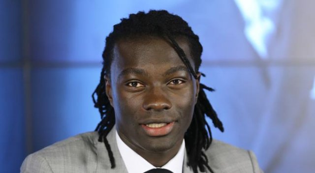 Galatasaray doktoru: Gomis maçta ya da antrenmanda bayılabilir Galatasaray doktoru: Gomis maçta ya da antrenmanda bayılabilir
