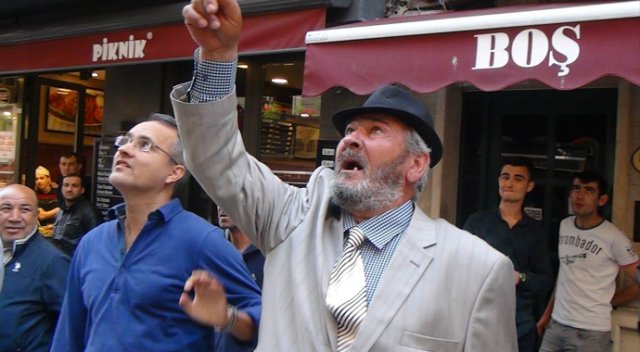 İstanbul’da “binbir surat” dilenci kamerada İstanbul’da “binbir surat” dilenci kamerada