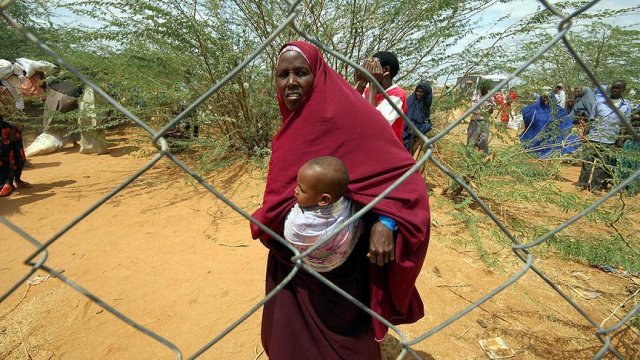 Kamerun'a sığınan 900 Nijeryalı ülkesine döndü Kamerun'a sığınan 900 Nijeryalı ülkesine döndü