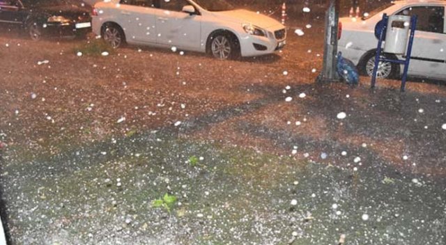 Kars’ta dolu ve yağmur bastırdı