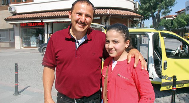 Kızını otobüste unuttu! Kızını otobüste unuttu!