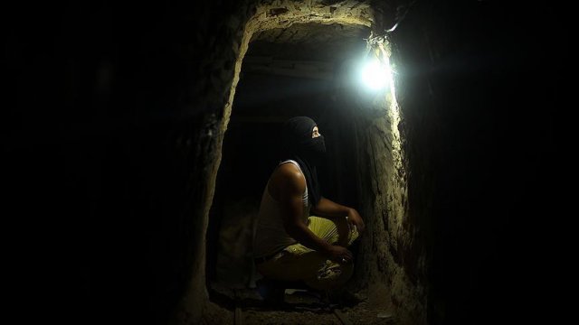 Mısır Gazze'nin 'can damar'larından birini daha yıktı