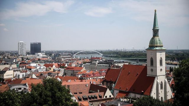 Orta Avrupa'nın kesişme noktası Bratislava Orta Avrupa'nın kesişme noktası Bratislava