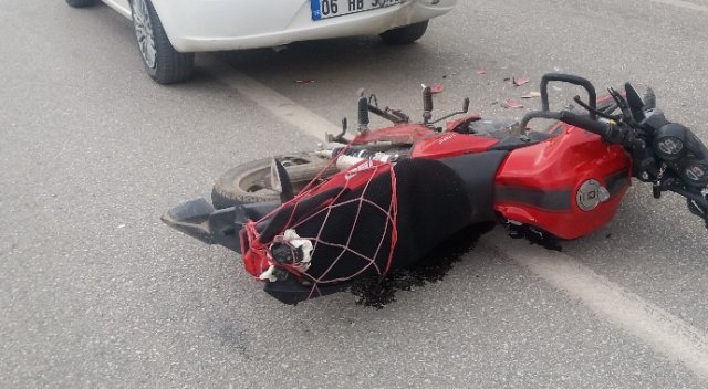 Otomobille çarpışan motosikletli yaralandı Otomobille çarpışan motosikletli yaralandı