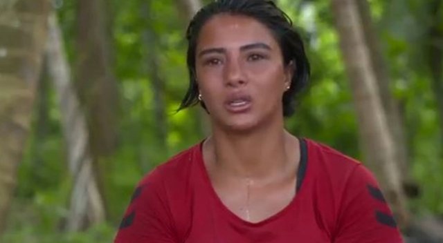 Sabriye hem ağladı, hem ağlattı