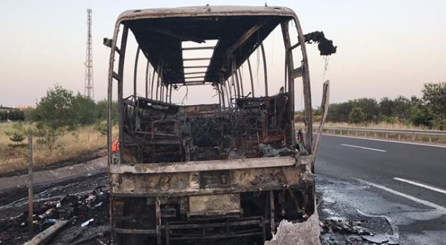 Tekirdağ'da yolcu otobüsü yandı