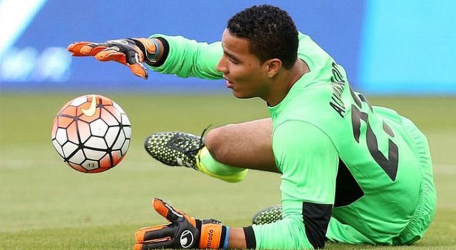 Trabzonspor Esteban&#039;ı KAP&#039;a bildirdi