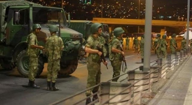 WhatsApp’tan darbe bildirisi
