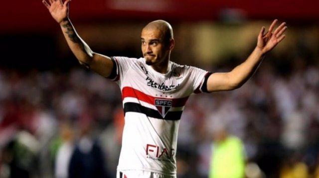 Yeni transfer İstanbul&#039;a geliyor
