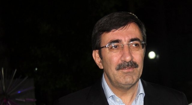 Yılmaz: &#039;Sokak siyasetinin değil, meşru siyasetin ön plana alınması lazım&#039;