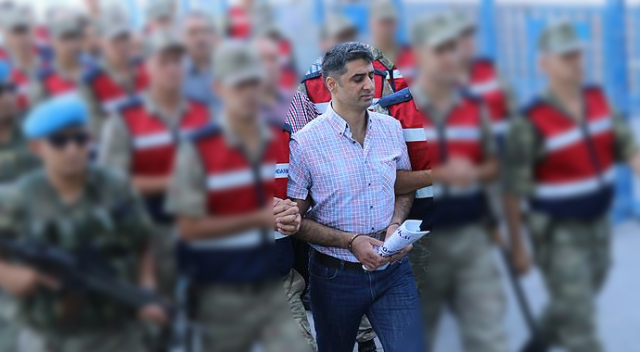 3. Ordu Komutanlığındaki darbe girişimi davası başladı 3. Ordu Komutanlığındaki darbe girişimi davası başladı