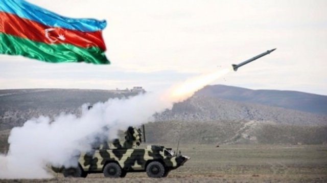 Azerbaycan, işgalci Ermenistan güçlerini vurdu