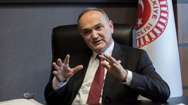 Bakan Özlü: Hedefimiz yerli otomobilin 2019'da yollarda olması Bakan Özlü: Hedefimiz yerli otomobilin 2019'da yollarda olması
