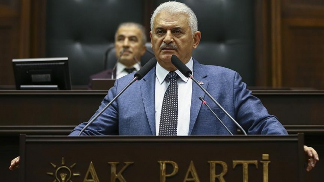 Başbakan Yıldırım: Kendi kontrolünü başkasına kaptıranlar var Başbakan Yıldırım: Kendi kontrolünü başkasına kaptıranlar var