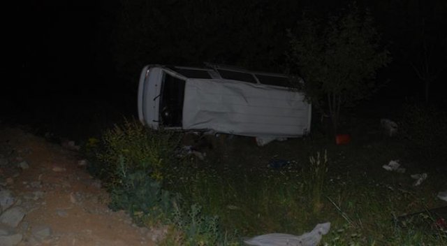 Burdur'da kamyonet devrildi: 1 ölü Burdur'da kamyonet devrildi: 1 ölü