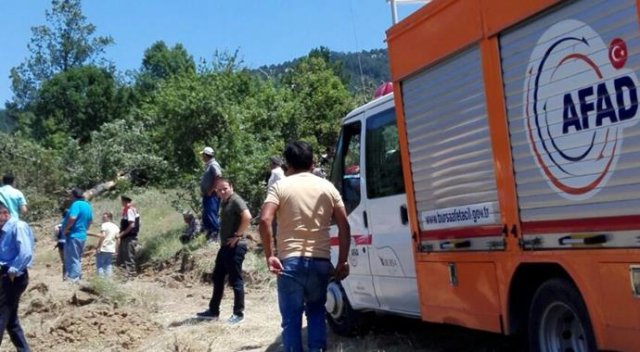 Bursa'da göçük altında kalan kişi öldü Bursa'da göçük altında kalan kişi öldü