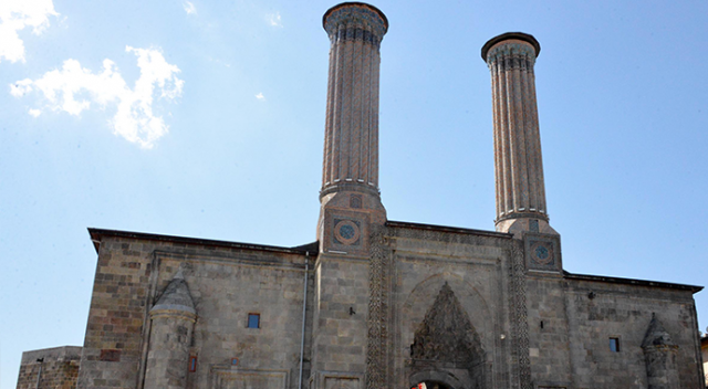 Çifte Minareli Medrese seneye müze olacak Çifte Minareli Medrese seneye müze olacak