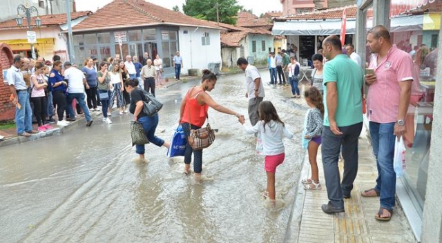 Çorum'u sel bastı Çorum'u sel bastı