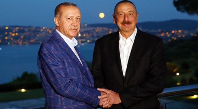 Cumhurbaşkanı Erdoğan, Aliyev ile fotoğrafını paylaştı