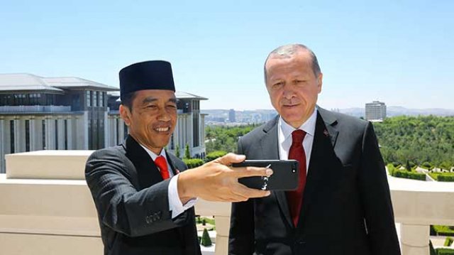 Endonezya Cumhurbaşkanı sosyal medyadan paylaştı Endonezya Cumhurbaşkanı sosyal medyadan paylaştı
