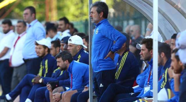 Fenerbahçe&#039;de 2 futbolcu yolcu