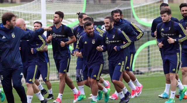 Fenerbahçe, Juventus Bükreş maçının gelirini Düzcespor’a verecek