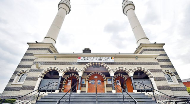 FETÖ Belçika’ya cami kapattırdı FETÖ Belçika’ya cami kapattırdı